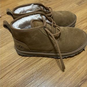 COPY - Ugg brown Neumel. Size 7